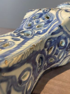 A rare Chinese blue and white openworked incense burner, Ming — 照片 19