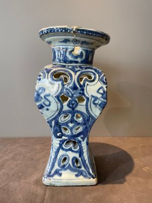 A rare Chinese blue and white openworked incense burner, Ming — 照片 4