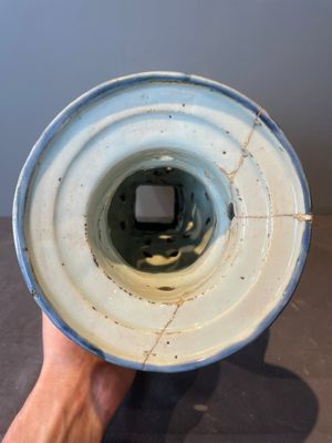 A rare Chinese blue and white openworked incense burner, Ming — 照片 7