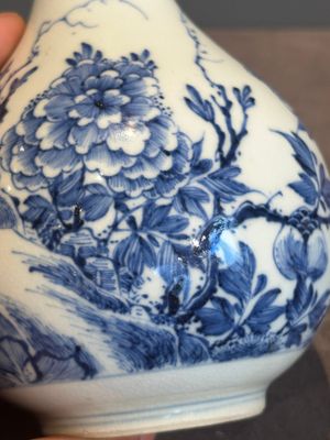 A rare Chinese blue and white soft paste porcelain bottle vase, Chenghua mark, Yongzheng/Qianlong — photo 9