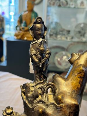 A rare Chinese bronze group depicting two immortals and various animals in a mountainous landscape, Ming — photo 7
