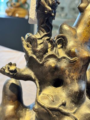 A rare Chinese bronze group depicting two immortals and various animals in a mountainous landscape, Ming — photo 8