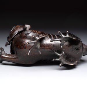 A rare Chinese bronze lion-form censer, Southern Song — 照片 8