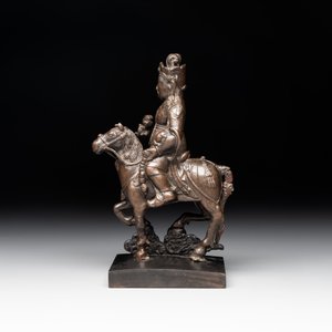 A rare Chinese bronze Vaishravana on horseback with wooden stand, Yuan — photo 6