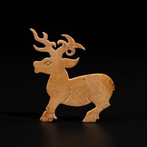 A rare Chinese calcified jade 'deer' pendant, Western Zhou — 照片 2
