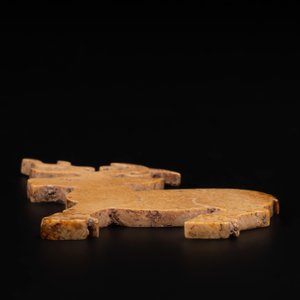A rare Chinese calcified jade 'deer' pendant, Western Zhou — 照片 6