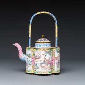 A rare Chinese Canton enamel teapot and cover — photo 2
