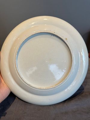 A rare Chinese Canton famille rose armorial dish with the arms of Wight, ca. 1810 — photo 14
