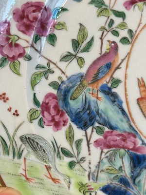 A rare Chinese Canton famille rose armorial plate with the arms of Wight, ca. 1810 — photo 7