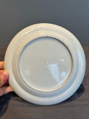 A rare Chinese Canton famille rose armorial plate with the arms of Wight, ca. 1810 — photo 10