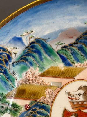 A rare Chinese Canton famille rose armorial soup plate with the arms of Wight, ca. 1810 — photo 9
