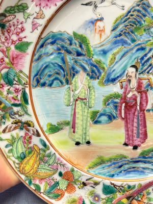 A rare Chinese Canton famille rose dish, 19th C. — 照片 1