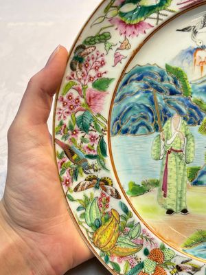 A rare Chinese Canton famille rose dish, 19th C. — 照片 5