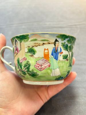A rare Chinese Canton famille rose inscribed cup and saucer, Daoguang mark and of the period — 照片 5