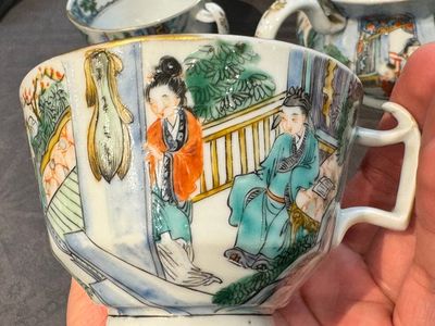 A rare Chinese Canton famille verte 27-piece tea service, 19th C. — photo 25