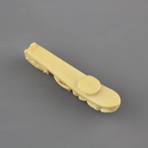 A rare Chinese carved ivory belt hook, 19th C. — photo 13