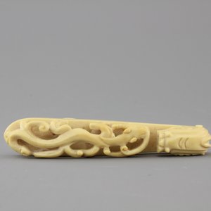 A rare Chinese carved ivory belt hook, 19th C. — photo 6