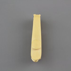 A rare Chinese carved ivory belt hook, 19th C. — photo 10