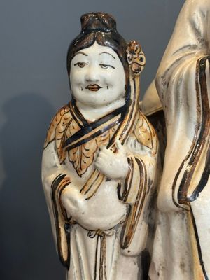 A rare Chinese Cizhou group with a dignitary, two attendants and a horse, Ming — photo 7