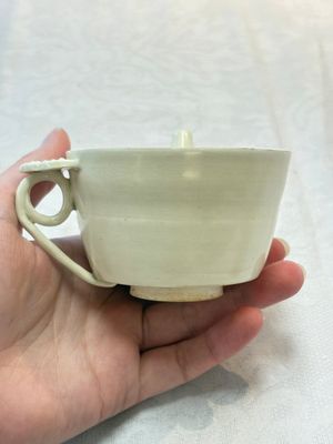 A rare Chinese ding-type handled cup, Song — photo 3