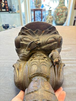 A rare Chinese dry lacquer figure of a Luohan, Ming — photo 6