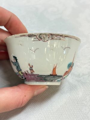 A rare Chinese Dutch-decorated 'The miracle of Zaandam' plate and cup, Qianlong — photo 18