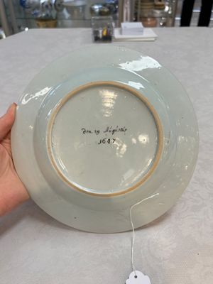 A rare Chinese Dutch-decorated 'The miracle of Zaandam' plate and cup, Qianlong — photo 10