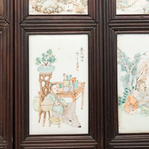 A rare Chinese eight-panel hongmu room divider with 48 qianjiang cai plaques, signed Jia Xingqing 贾醒卿, dated 1902 — photo 9