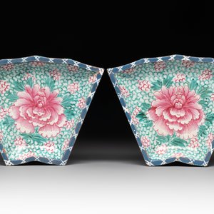 A rare Chinese enamelled Yixing stoneware nine-piece 'peonies' sweetmeat set, 19th C. — foto 2