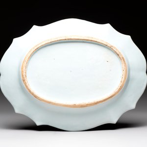 A rare Chinese famille rose 'Budai' tureen stand for the European market, Qianlong — photo 2