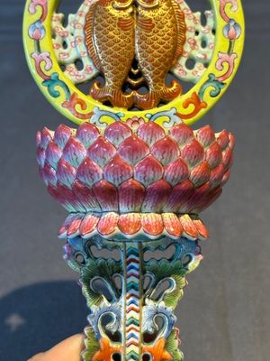 A rare Chinese famille rose Buddhist emblem altar ornament, Qianlong mark and of the period — photo 6