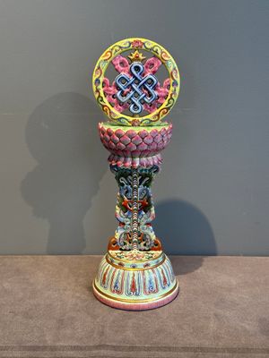A rare Chinese famille rose Buddhist emblem altar ornament, Qianlong mark and of the period — photo 1