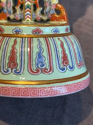 A rare Chinese famille rose Buddhist emblem altar ornament, Qianlong mark and of the period — photo 13