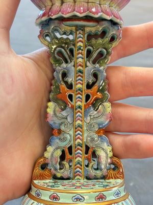 A rare Chinese famille rose Buddhist emblem altar ornament, Qianlong mark and of the period — photo 9