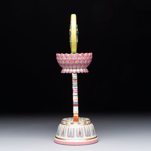 A rare Chinese famille rose Buddhist emblem altar ornament, Qianlong mark and of the period — photo 2