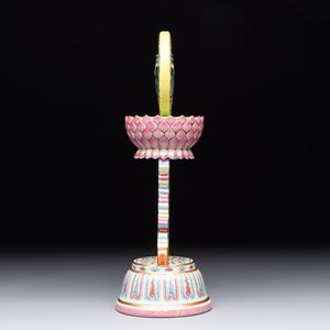 A rare Chinese famille rose Buddhist emblem altar ornament, Qianlong mark and of the period — photo 4