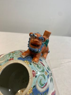 A rare Chinese famille rose double-walled 'Buddhist lions' teapot and cover, Qianlong — photo 13