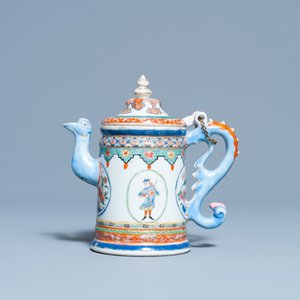 A rare Chinese famille rose 'Europeans' teapot and cover, Qianlong — 照片 3