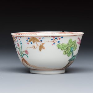 A rare Chinese famille rose export tea bowl and saucer with 'Apollo Playing the Lyre' — photo 7