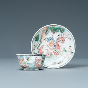 A rare Chinese famille rose miniature 'Leda and the swan' cup and saucer, Yongzheng/Qianlong — 照片 1