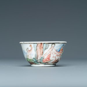 A rare Chinese famille rose miniature 'Leda and the swan' cup and saucer, Yongzheng/Qianlong — 照片 7