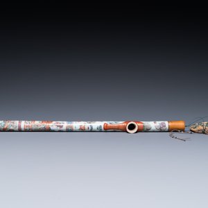 A rare Chinese famille rose opium pipe with narrative scenes, 19th C. — 照片 3