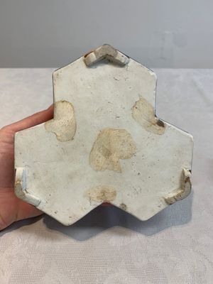 A rare Chinese famille rose reticulated hexagonal inkwell, Qianlong — photo 11
