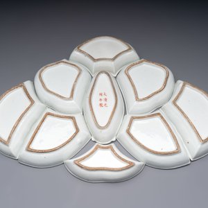 A rare Chinese famille rose turquoise-ground nine-piece 'butterfly' sweetmeat set with immortals, Guangxu mark and of the period — photo 3