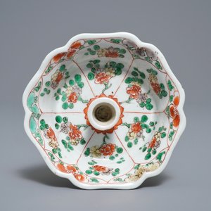 A rare Chinese famille verte candle sconce, Kangxi — 照片 2
