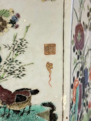 A rare Chinese famille verte hexagonal jardinière with birds among flowering branches, double Fu mark, Kangxi — 照片 7
