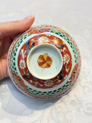A rare Chinese famille verte reticulated double-walled cup and saucer, artemisia leaf mark, Kangxi — photo 17