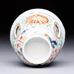 A rare Chinese famille verte reticulated double-walled cup and saucer, artemisia leaf mark, Kangxi — photo 10