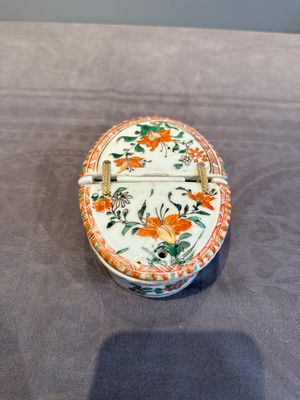 A rare Chinese famille verte spice box and cover, Kangxi — photo 5