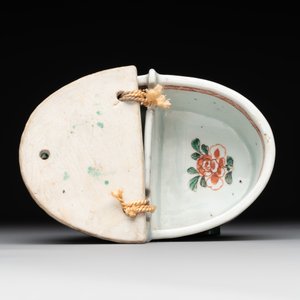 A rare Chinese famille verte spice box and cover, Kangxi — photo 10